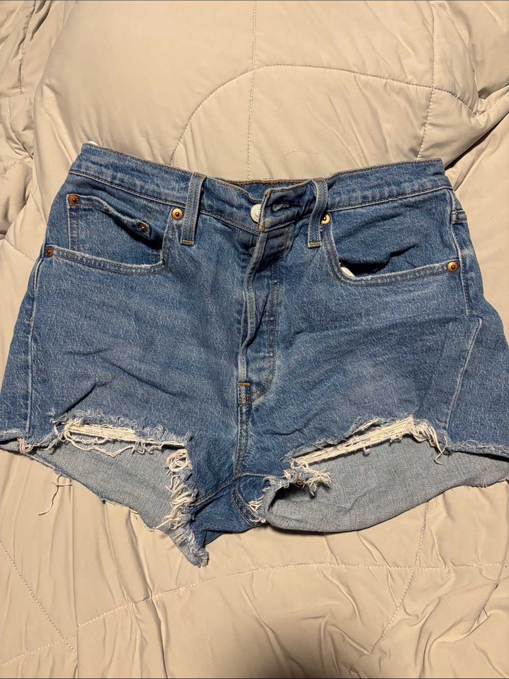 Levi’s 501 Classic High-Rise Distressed Denim Shorts - Blue